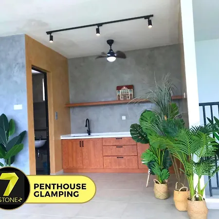 7Stonez Suites Geo38 Genting Highlands Exterior photo Penthouse Glamping